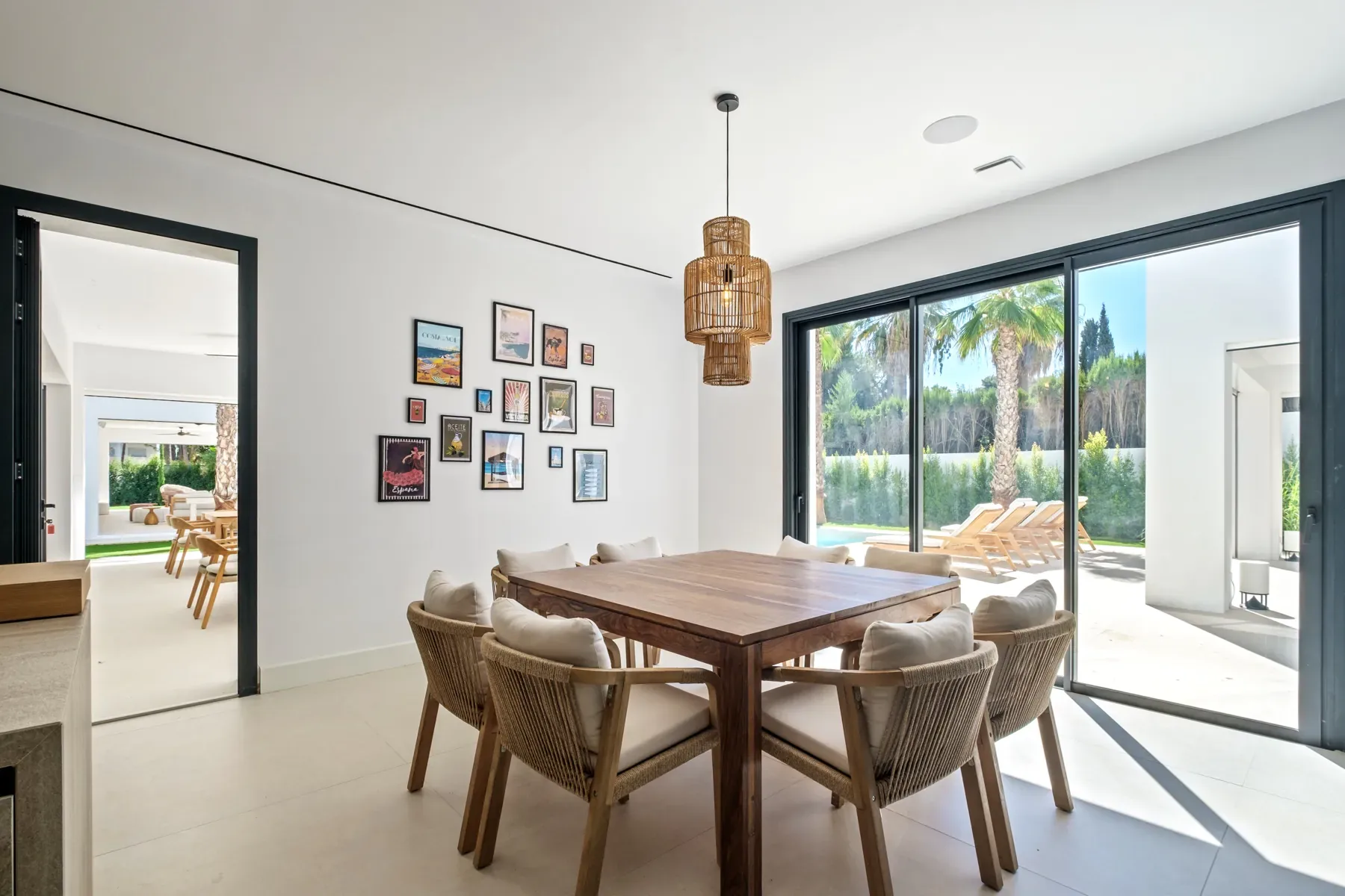 Villa Byblos, Sotogrande: Family dining area Villa Byblos, Sotogrande: Family dining area